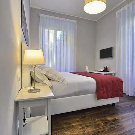 Couette-café Star Vatican 3*