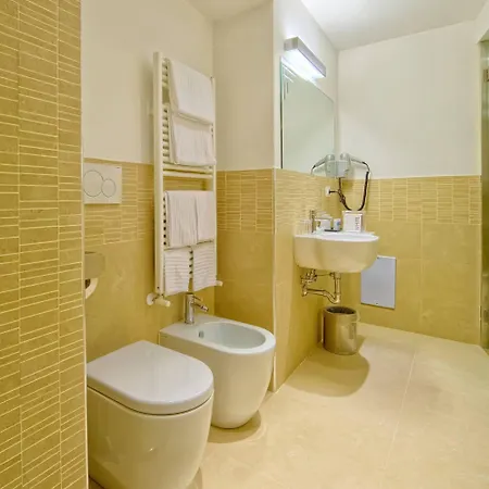 Couette-café Star Vatican 3*